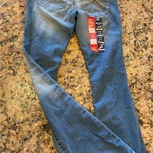 NWT Ariat Denim low rose boot cut jeans 27R.